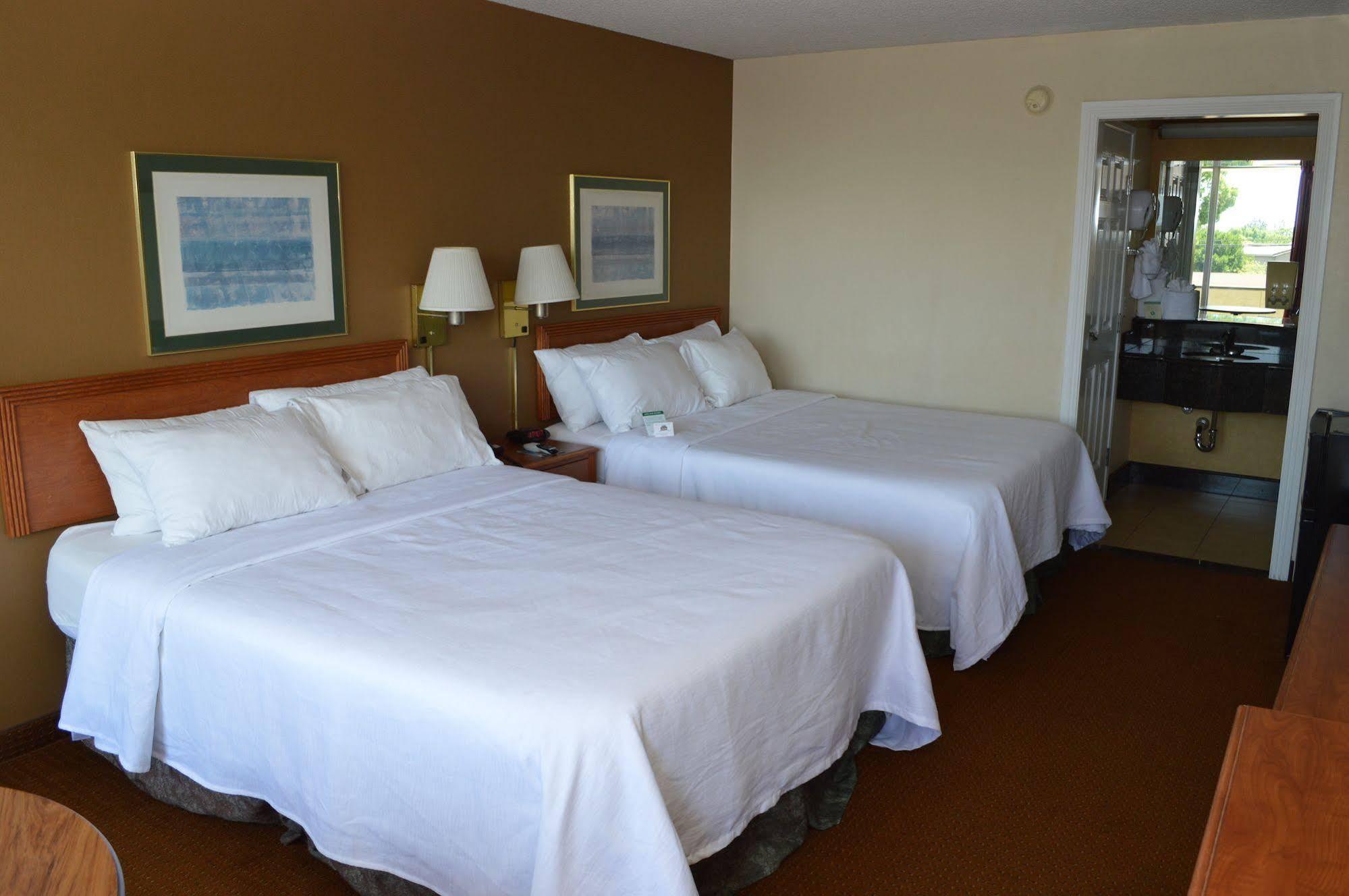 Ontario Airport Inn Kültér fotó