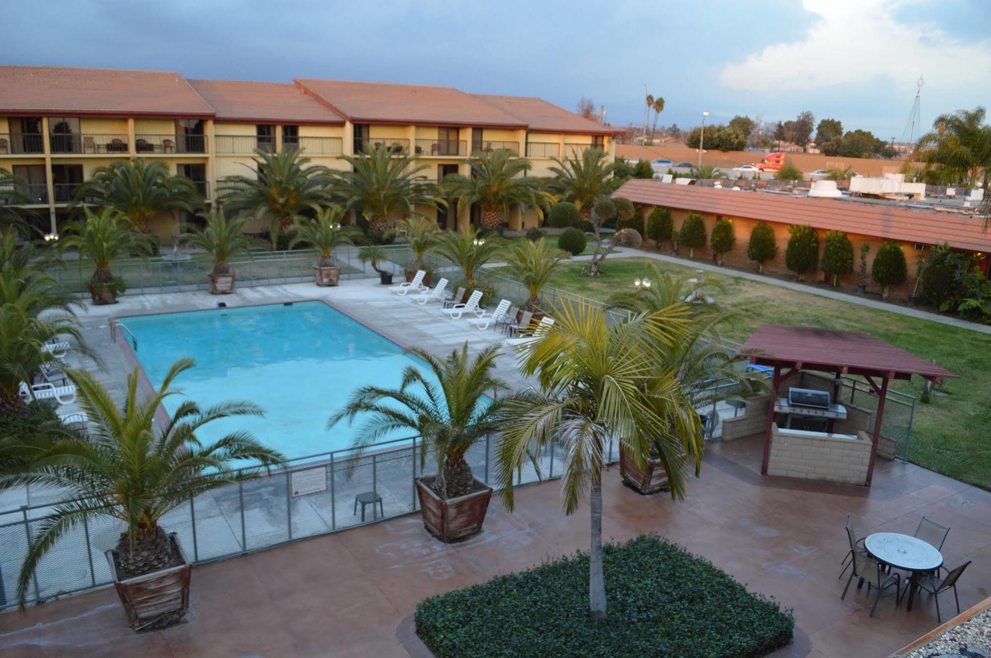 Ontario Airport Inn Kültér fotó